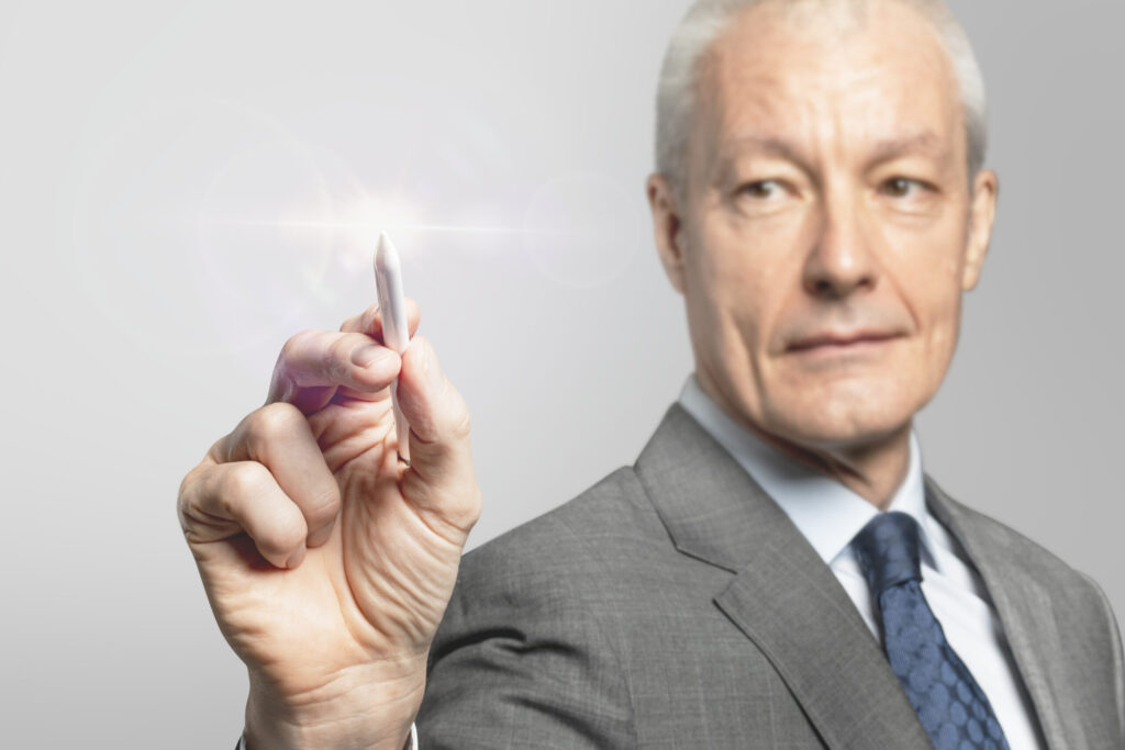 Navigating 2024's Challenges: A Strategic Roadmap for Arab CEOs